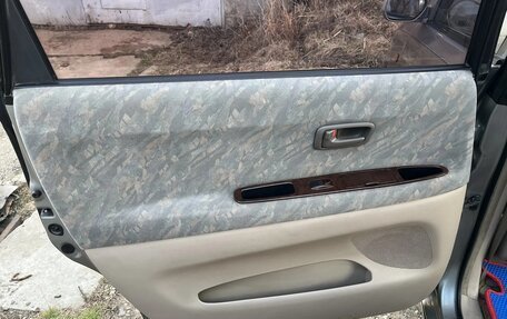 Toyota Gaia, 1998 год, 460 000 рублей, 22 фотография