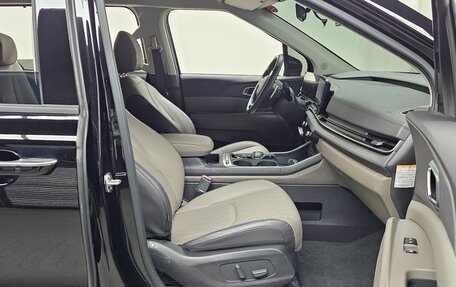 KIA Carnival, 2024 год, 15 фотография