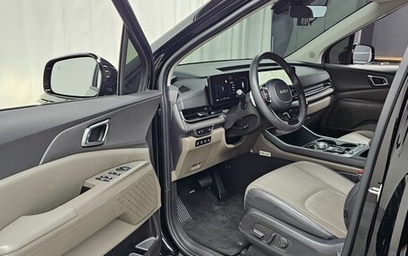 KIA Carnival, 2024 год, 13 фотография