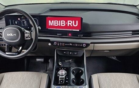 KIA Carnival, 2024 год, 8 фотография