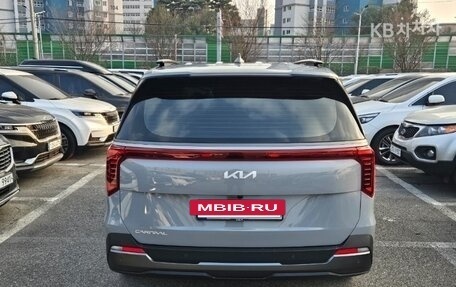 KIA Carnival, 2025 год, 6 680 010 рублей, 5 фотография