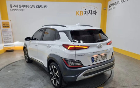 Hyundai Kona I, 2022 год, 1 457 000 рублей, 2 фотография