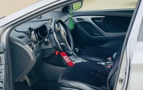 Hyundai Elantra V, 2012 год, 860 000 рублей, 6 фотография