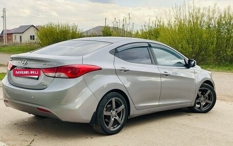 Hyundai Elantra V, 2012 год, 860 000 рублей, 3 фотография