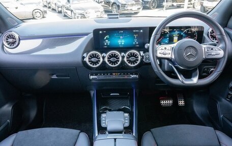 Mercedes-Benz GLA, 2023 год, 2 123 000 рублей, 2 фотография