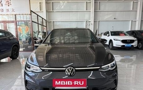 Volkswagen Golf VIII, 2022 год, 1 434 000 рублей, 2 фотография