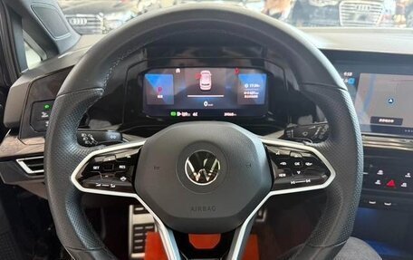 Volkswagen Golf VIII, 2022 год, 1 434 000 рублей, 10 фотография