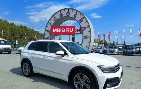 Volkswagen Tiguan II, 2018 год, 2 415 000 рублей, 1 фотография