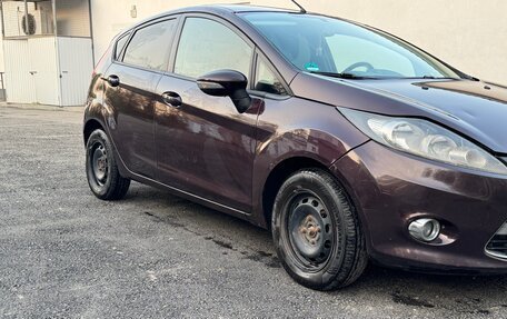 Ford Fiesta, 2010 год, 399 000 рублей, 3 фотография