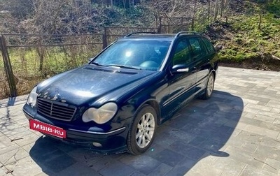 Mercedes-Benz C-Класс, 2003 год, 350 000 рублей, 1 фотография