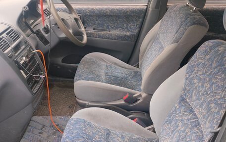 Toyota Ipsum II, 1998 год, 400 000 рублей, 4 фотография