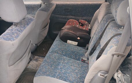 Toyota Ipsum II, 1998 год, 400 000 рублей, 6 фотография