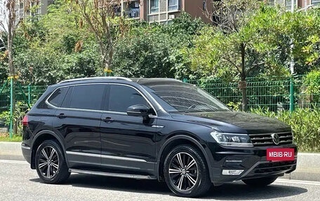 Volkswagen Tiguan II, 2020 год, 1 750 001 рублей, 7 фотография