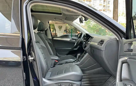 Volkswagen Tiguan II, 2020 год, 1 750 001 рублей, 9 фотография