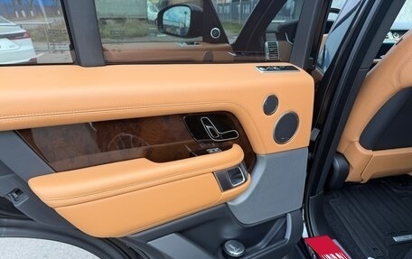 Land Rover Range Rover IV рестайлинг, 2021 год, 7 750 000 рублей, 13 фотография