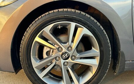 Hyundai Elantra VI рестайлинг, 2017 год, 1 500 000 рублей, 35 фотография