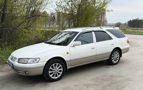 Toyota Camry, 1997 год, 535 000 рублей, 5 фотография