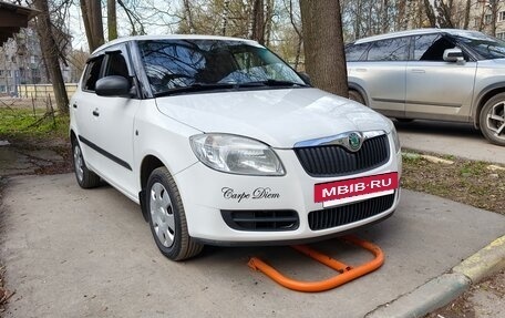 Skoda Fabia II, 2010 год, 490 000 рублей, 3 фотография