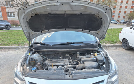 Hyundai Solaris II рестайлинг, 2014 год, 860 000 рублей, 12 фотография