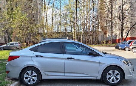 Hyundai Solaris II рестайлинг, 2014 год, 860 000 рублей, 16 фотография