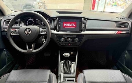 Skoda Kamiq I, 2023 год, 2 000 000 рублей, 9 фотография