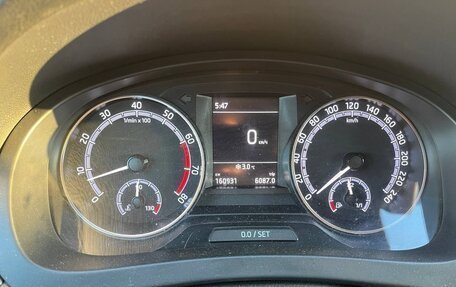 Skoda Rapid I, 2017 год, 1 300 000 рублей, 6 фотография