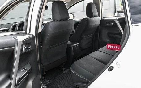 Toyota RAV4, 2016 год, 1 999 000 рублей, 11 фотография