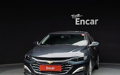 Chevrolet Malibu IX, 2022 год, 1 530 000 рублей, 2 фотография