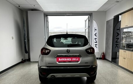 Renault Kaptur I рестайлинг, 2018 год, 1 640 000 рублей, 5 фотография