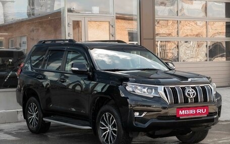 Toyota Land Cruiser Prado 150 рестайлинг 2, 2019 год, 5 500 000 рублей, 3 фотография