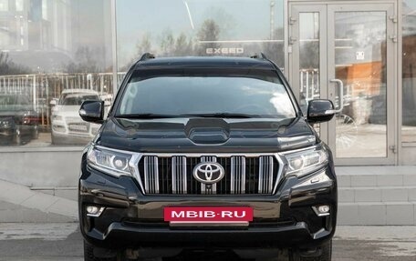 Toyota Land Cruiser Prado 150 рестайлинг 2, 2019 год, 5 500 000 рублей, 2 фотография