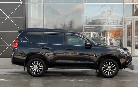 Toyota Land Cruiser Prado 150 рестайлинг 2, 2019 год, 5 500 000 рублей, 4 фотография