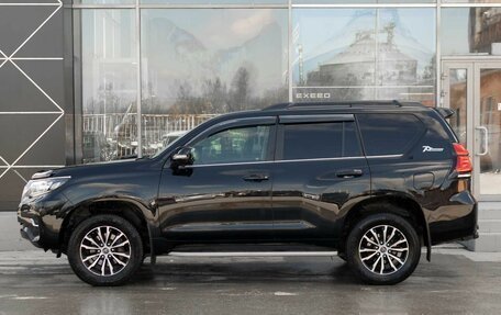 Toyota Land Cruiser Prado 150 рестайлинг 2, 2019 год, 5 500 000 рублей, 8 фотография