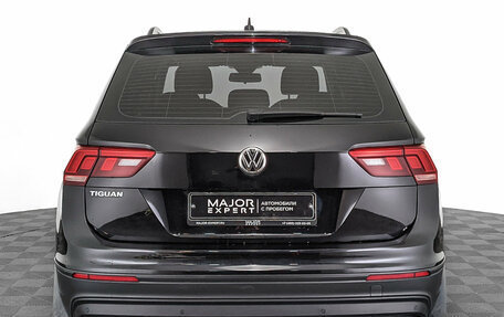 Volkswagen Tiguan II, 2019 год, 2 170 000 рублей, 6 фотография