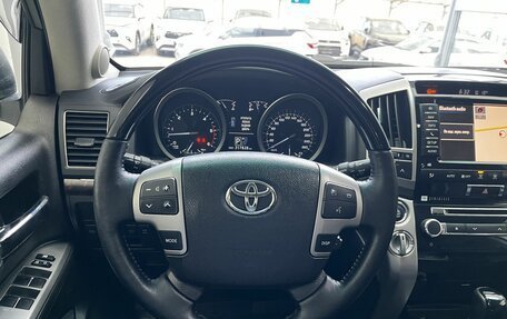 Toyota Land Cruiser 200, 2012 год, 3 250 000 рублей, 10 фотография