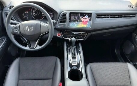 Honda Vezel, 2022 год, 1 371 004 рублей, 9 фотография