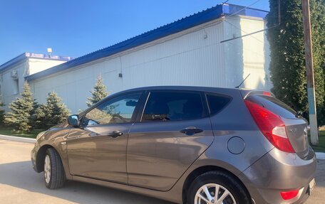Hyundai Solaris II рестайлинг, 2014 год, 829 000 рублей, 4 фотография