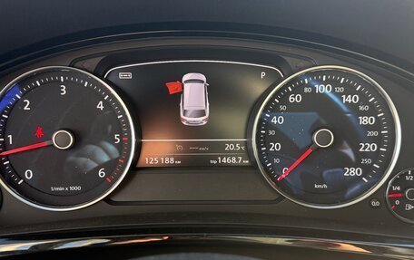 Volkswagen Touareg III, 2017 год, 3 765 000 рублей, 13 фотография