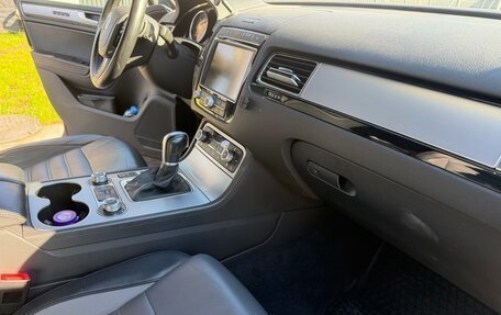 Volkswagen Touareg III, 2017 год, 3 765 000 рублей, 9 фотография