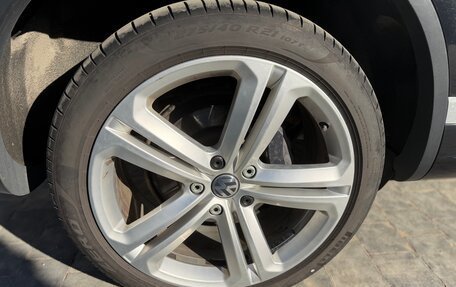 Volkswagen Touareg III, 2017 год, 3 765 000 рублей, 16 фотография