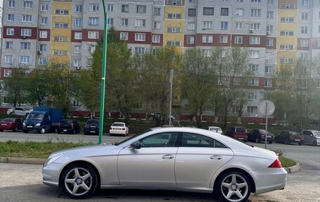 Mercedes-Benz CLS, 2005 год, 1 400 000 рублей, 3 фотография