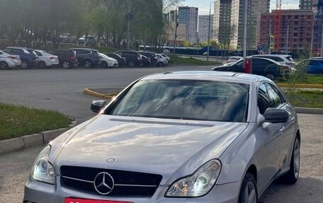 Mercedes-Benz CLS, 2005 год, 1 400 000 рублей, 2 фотография