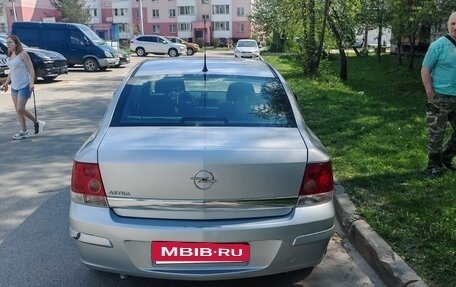 Opel Astra H, 2011 год, 650 000 рублей, 10 фотография