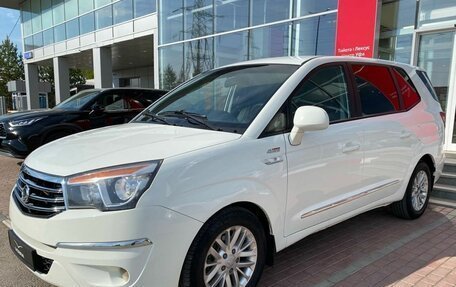 SsangYong Stavic, 2013 год, 1 250 000 рублей, 7 фотография