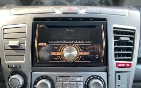 SsangYong Stavic, 2013 год, 1 250 000 рублей, 13 фотография