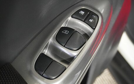 Nissan Juke II, 2012 год, 952 000 рублей, 14 фотография