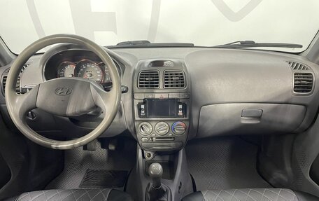 Hyundai Accent II, 2005 год, 200 000 рублей, 7 фотография