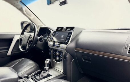 Toyota Land Cruiser Prado 150 рестайлинг 2, 2020 год, 5 919 500 рублей, 11 фотография