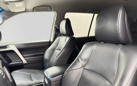 Toyota Land Cruiser Prado 150 рестайлинг 2, 2020 год, 5 919 500 рублей, 13 фотография