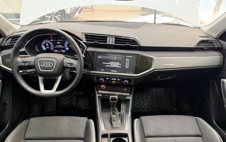 Audi Q3, 2022 год, 2 395 000 рублей, 9 фотография